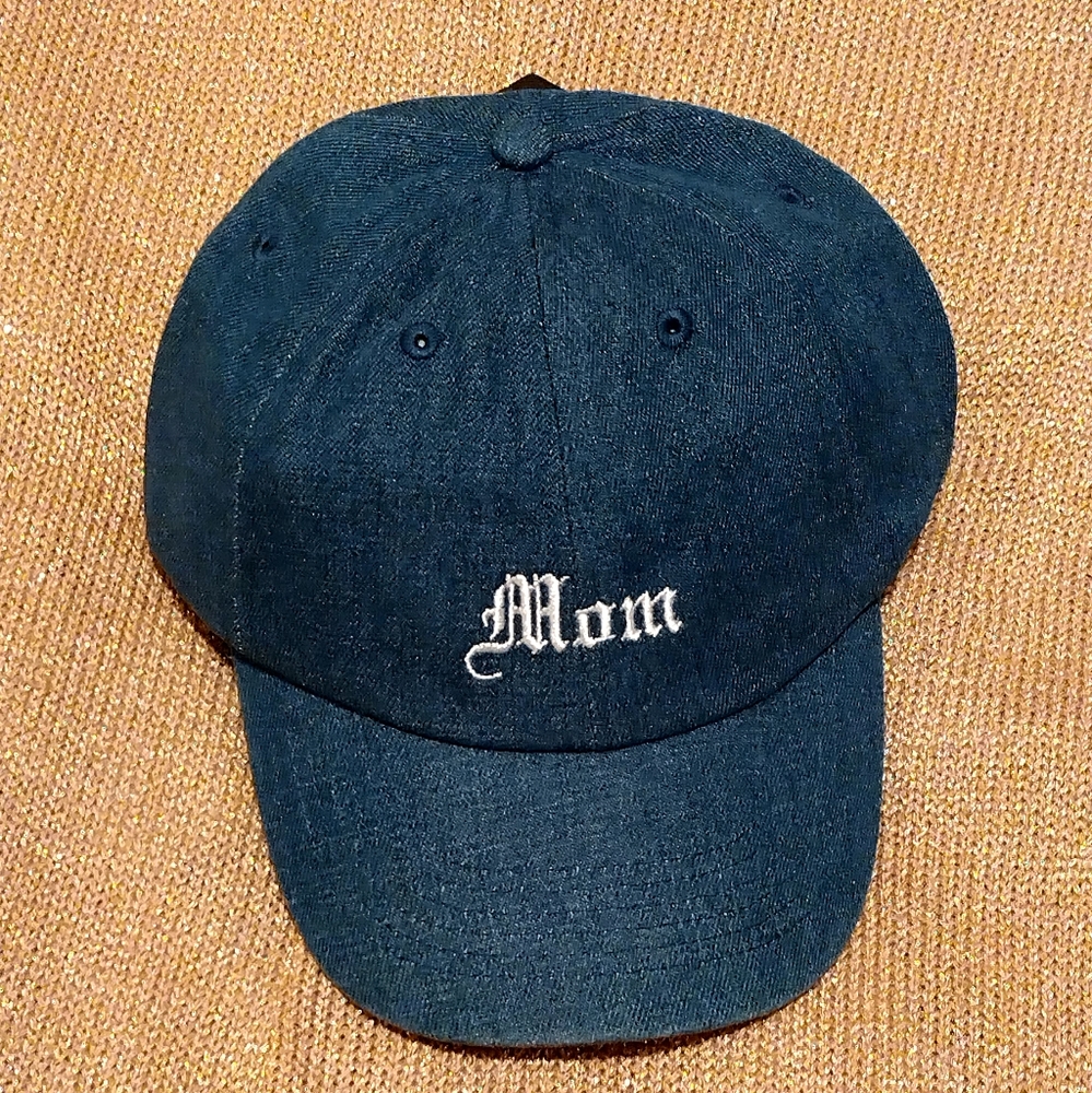 Cap Mom - NWT